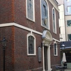 Bevis Marks Synagogue hotels title=