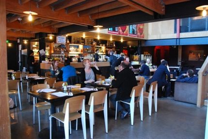 The Young Vic - The Young Vic Theatre Bar The Young Vic - The Young Vic Theatre Bar