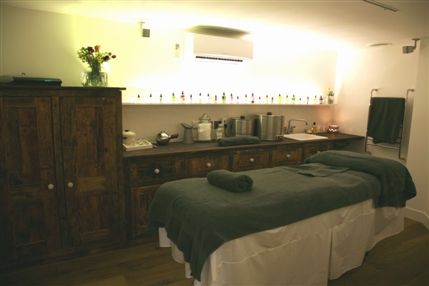 Lush Spa