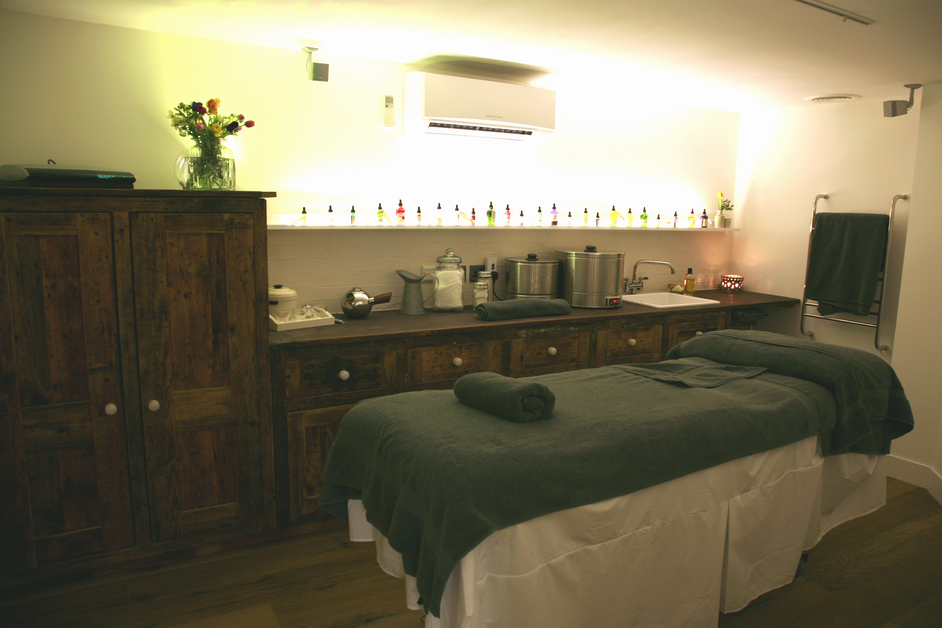 Lush Spa