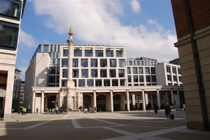 South Bank - Paternoster Square South Bank - Paternoster Square