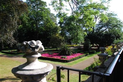 Lauderdale House