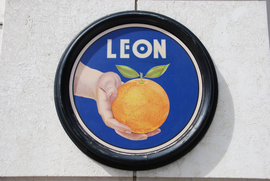 Leon