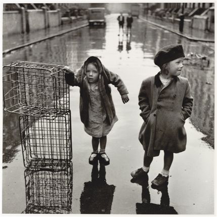Robin Bell: Silver Footprint - Ken Russell