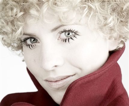 Shoot Me, Rankin! - Rankin, Ann Oelmann © Rankin