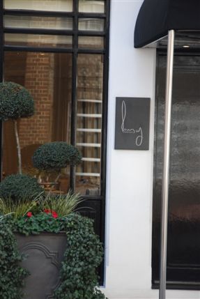 Gordon Ramsay - Gordon Ramsay Restaurant Exterior