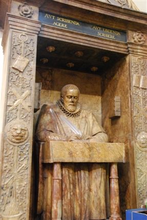 St Andrew Undershaft - John Stow Memorial Inside St Andrew Undershaft
