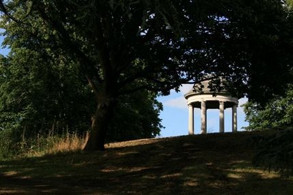 Kew Gardens (Royal Botanic Gardens) - Temple of Aeolus Kew Gardens (Royal Botanic Gardens) - Temple of Aeolus