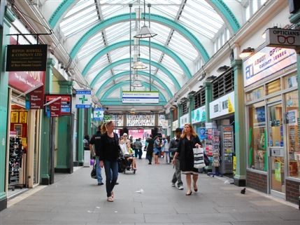 Nevern Square - South Kensington Station