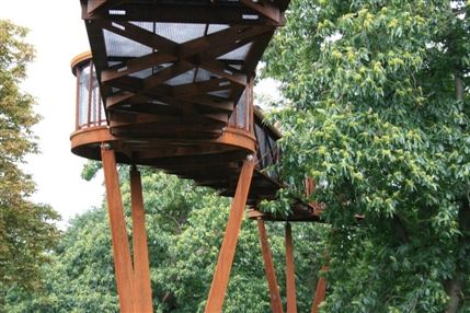 Rhizotron and Xstrata Treetop Walkway