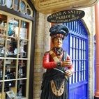 Segar & Snuff Parlour