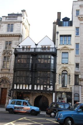 Fleet Street - Fleet Street Prince Henry's Rooms