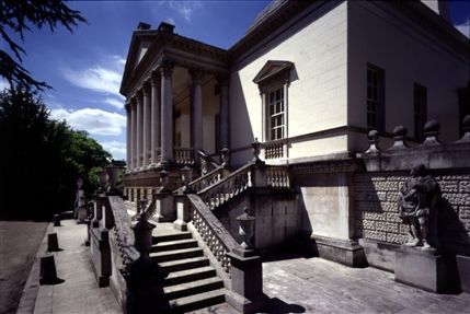 Chiswick House - Entrance steps and portico with statue of Inigo Jones to the right © English Heritage
