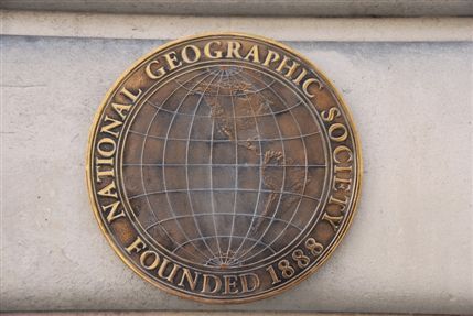 National Geographic Store - National Geographic Plaque National Geographic Store - National Geographic Plaque