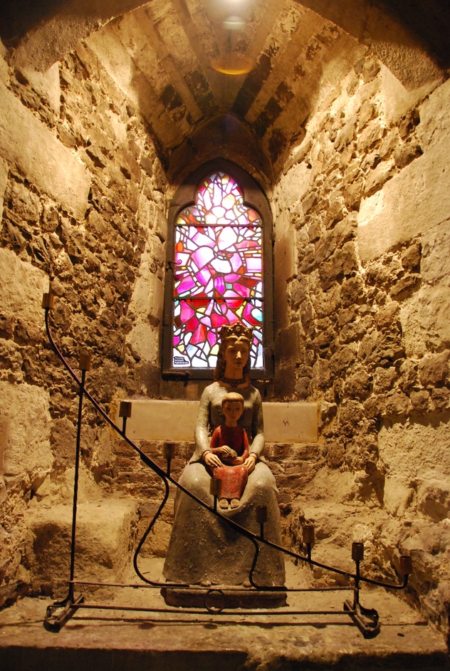 St Etheldreda's Church - St Etheldreda's Interior