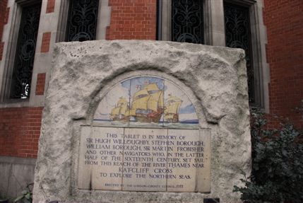 King Edward VII Memorial Park - 16th Century Navigators Memorial