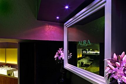 Aura Mayfair