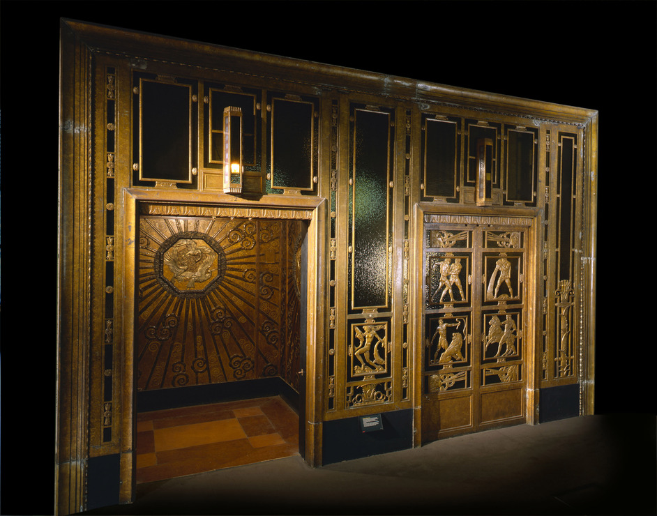 Museum of London - Museum of London - Galleries of Modern London, Selfridges Lift, 1928 Image from LondonTown.com Museum of London - Museum of London - Galleries of Modern London, Selfridges Lift, 1928