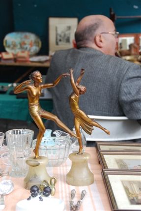 Camden Passage Antiques Market