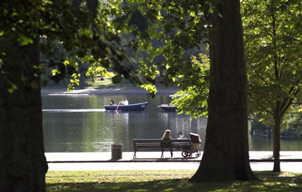 Hyde Park - Boating on The Serpentine - © Indusfoto Ltd