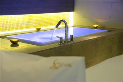 So SPA Sofitel St James