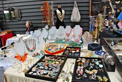 Camden Passage Antiques Market
