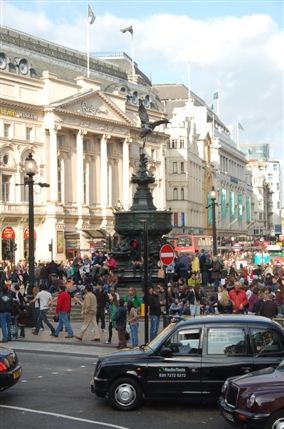 Piccadilly Circus
