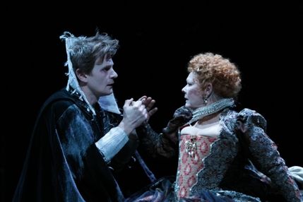 A Midsummer Night's Dream - A Midsummer Night's Dream, with Charles Edwards as Oberon & Judi Dench as Titania at the Rose Theatre. Photo by Nobby Clark