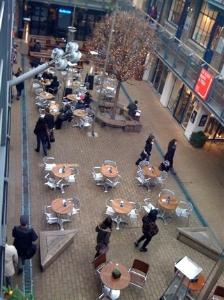 Kingly Court