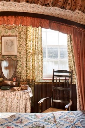 7 Hammersmith Terrace - Main Bedroom, by Matt Clayton