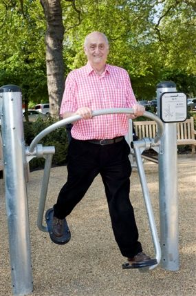 Pensioners' Playground - Hyde Park Senior Playground, photo by Anne-Marie Briscombe Pensioners' Playground - Hyde Park Senior Playground, photo by Anne-Marie Briscombe