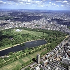 London Olympics: Hyde Park & the Serpentine hotels title=