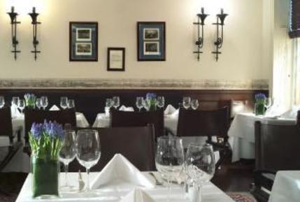 Blue Door Bistro Images Bloomsbury London Londontown Com