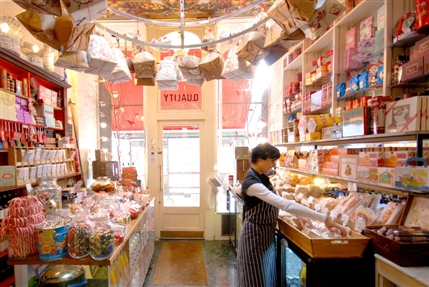 Tom's Delicatessen