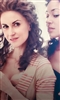 She Stoops to Conquer