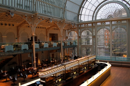 Royal Opera House - Covent Garden London - Champagne Bar 1 - Credit Lia Vittone