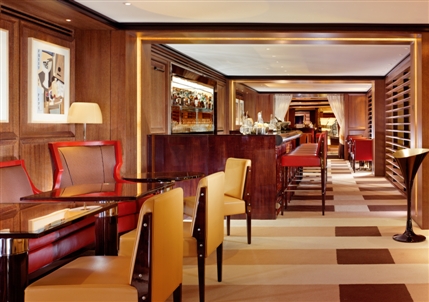 Pont Street Mews - Bar 45