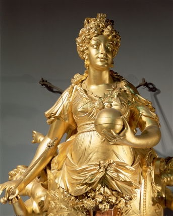 Royal River: Power, Pageantry and the Thames - Figurehead of the royal yacht, Royal Charlotte [Queen Charlotte], 1824 © National Maritime Museum, London