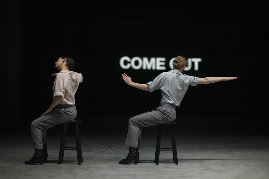 Tate Modern Oil Tanks and Tate 2 - Anne Teresa DeKeersmaeker, Tate Modern, 2012 © Anne Teresa De Keersmaeker. Photo by Hugo Glendinning