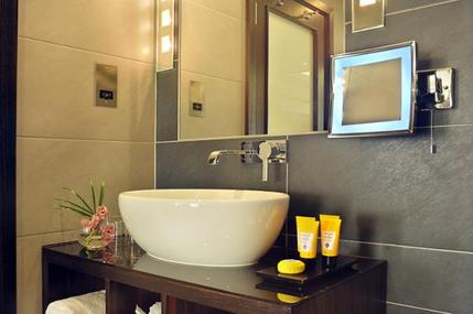 The Marble Arch by Montcalm