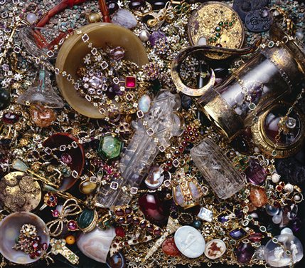 The Cheapside Hoard: London's Lost Jewels The Cheapside Hoard: London's Lost Jewels