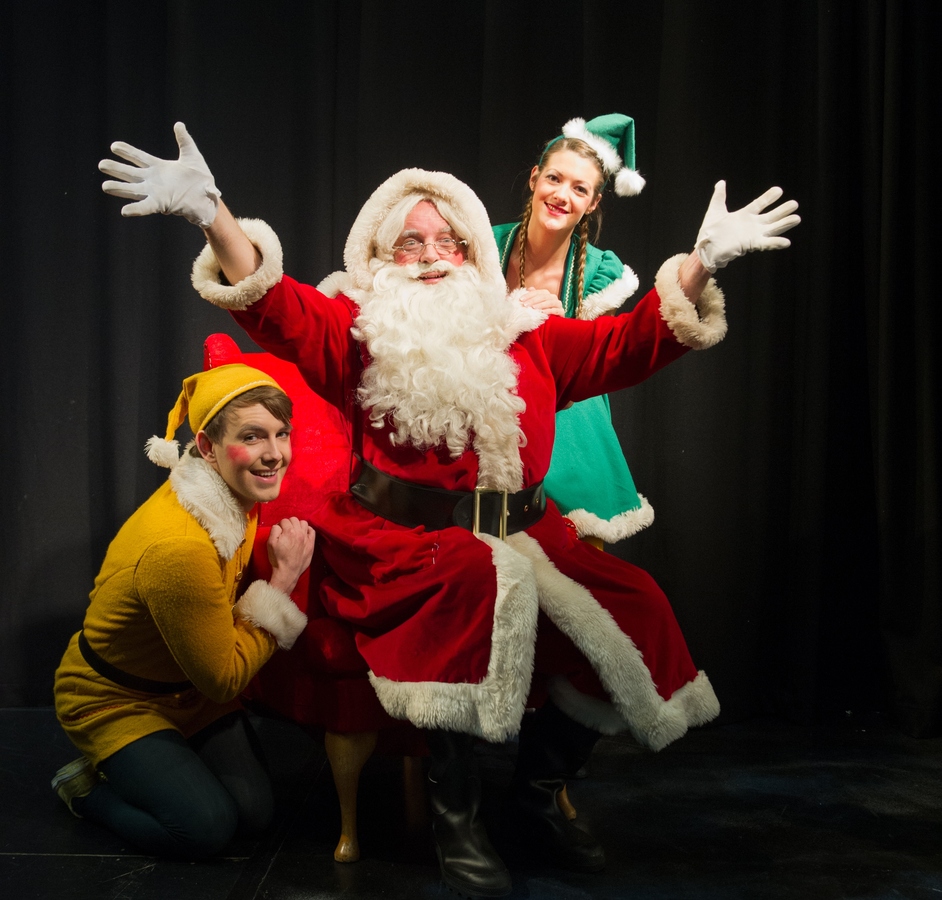 santa claus and the night before christmas santa claus photo from a previous production - Night Before Christmas Cast santa claus and the night before christmas santa claus photo from a previous production - Night Before Christmas Cast