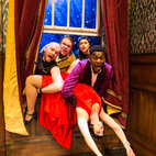 The Play That Goes Wrong hotels title=