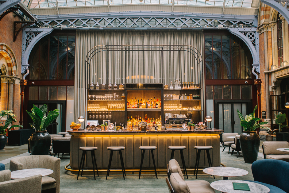 St Pancras Renaissance Afternoon Tea: Hansom Lounge